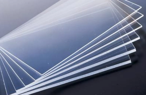 El método de discernimiento rápido de lámina transparente de PVC y lámina transparente de PET.